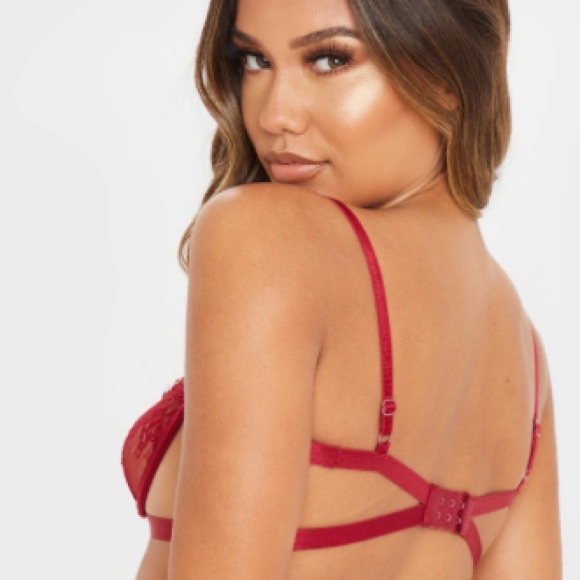 Prettylittlething + international concepts bras - Picture 3 of 5
